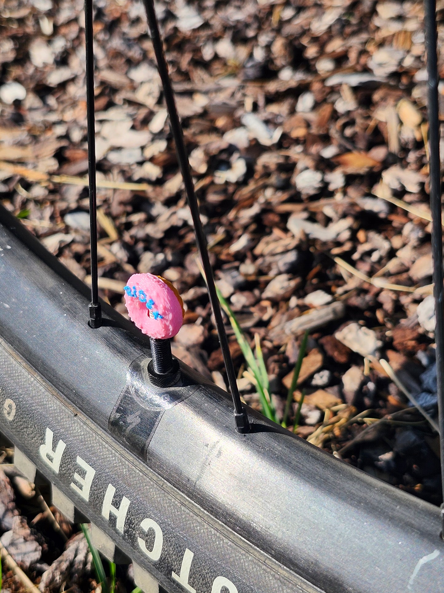 Mini Valve Cap - Donut