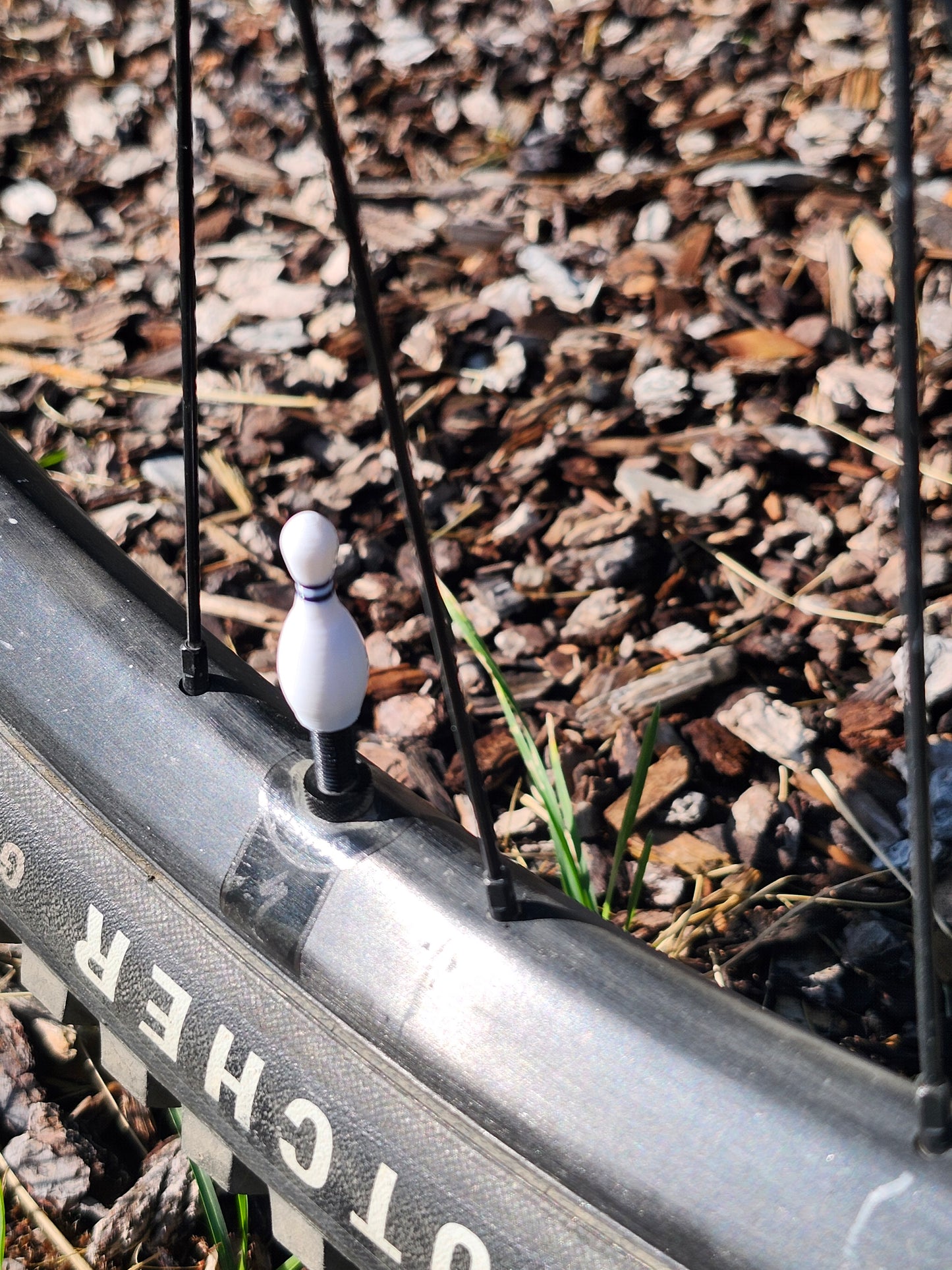 Mini Valve Cap - Bowling Pin