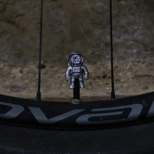 LEGENDARY VALVE CAP - Diamonds