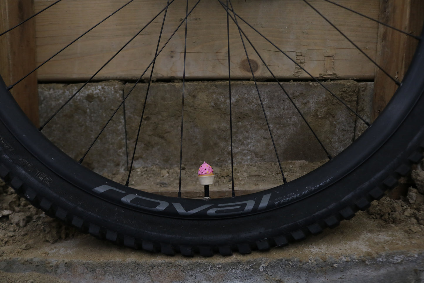 Premium Valve Cap - Cupcake