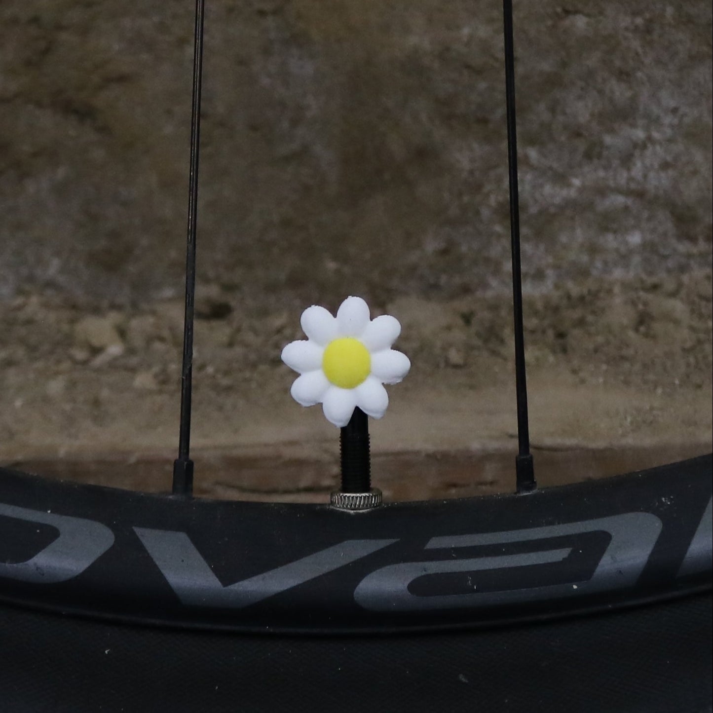 Premium Valve Cap - Daisy