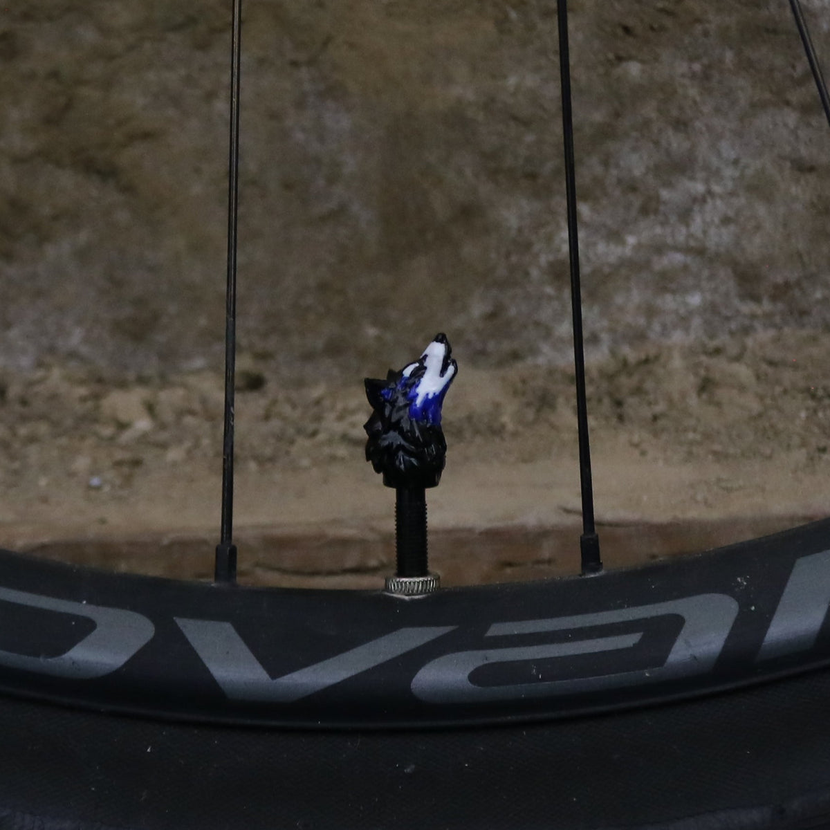 Premium Valve Cap - Howling Wolf